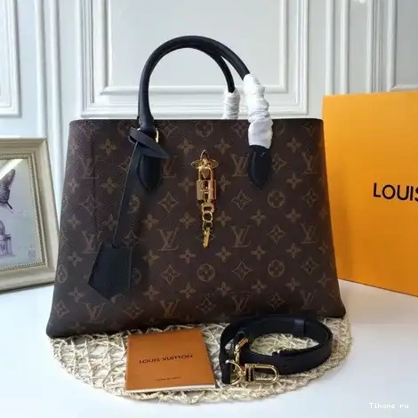 Affordable FLOWER TOTE Louis Vuitton 0522